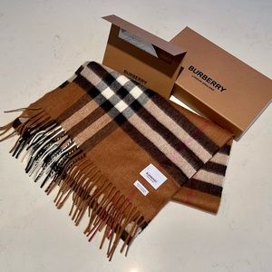 BURBERRY Classic Check Cashmere Scarf AUTHENTIC NEW